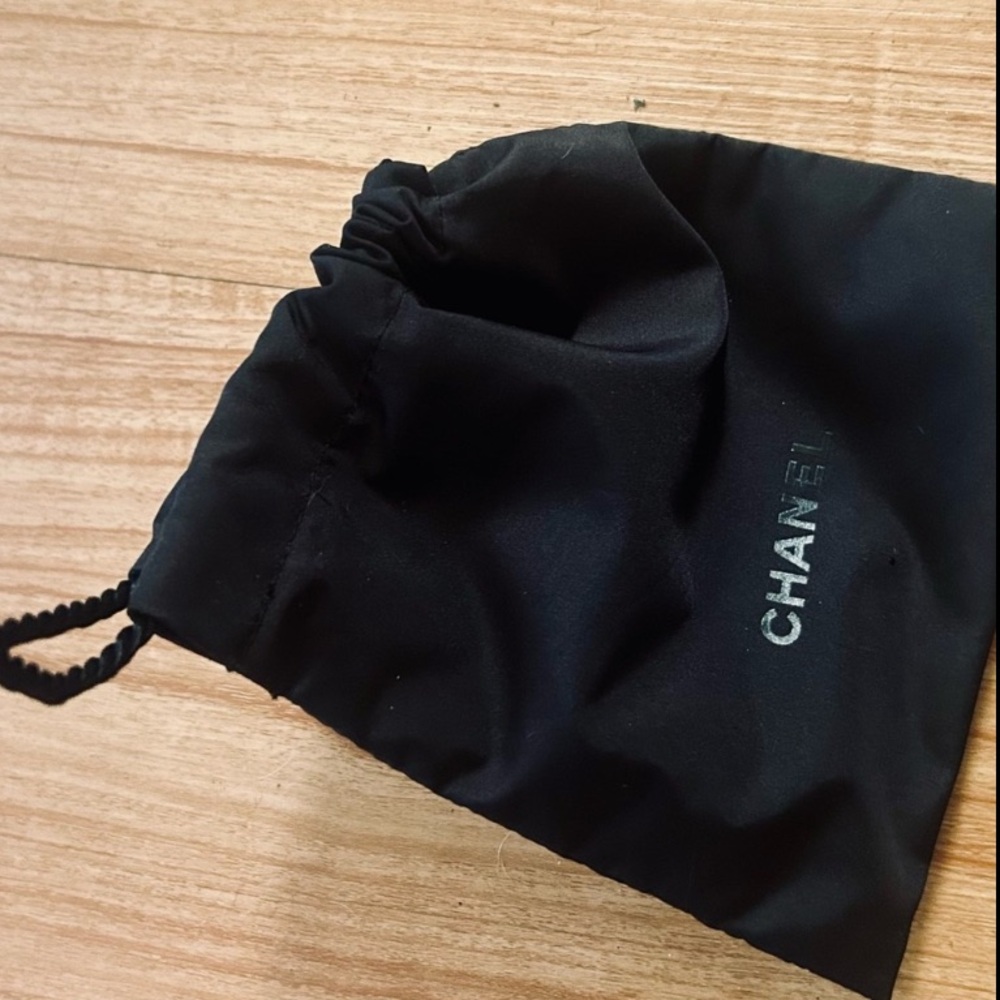 Chanel Drawstring Jewelry Dust Bag, Pouch with tag - Picture 5 of 5